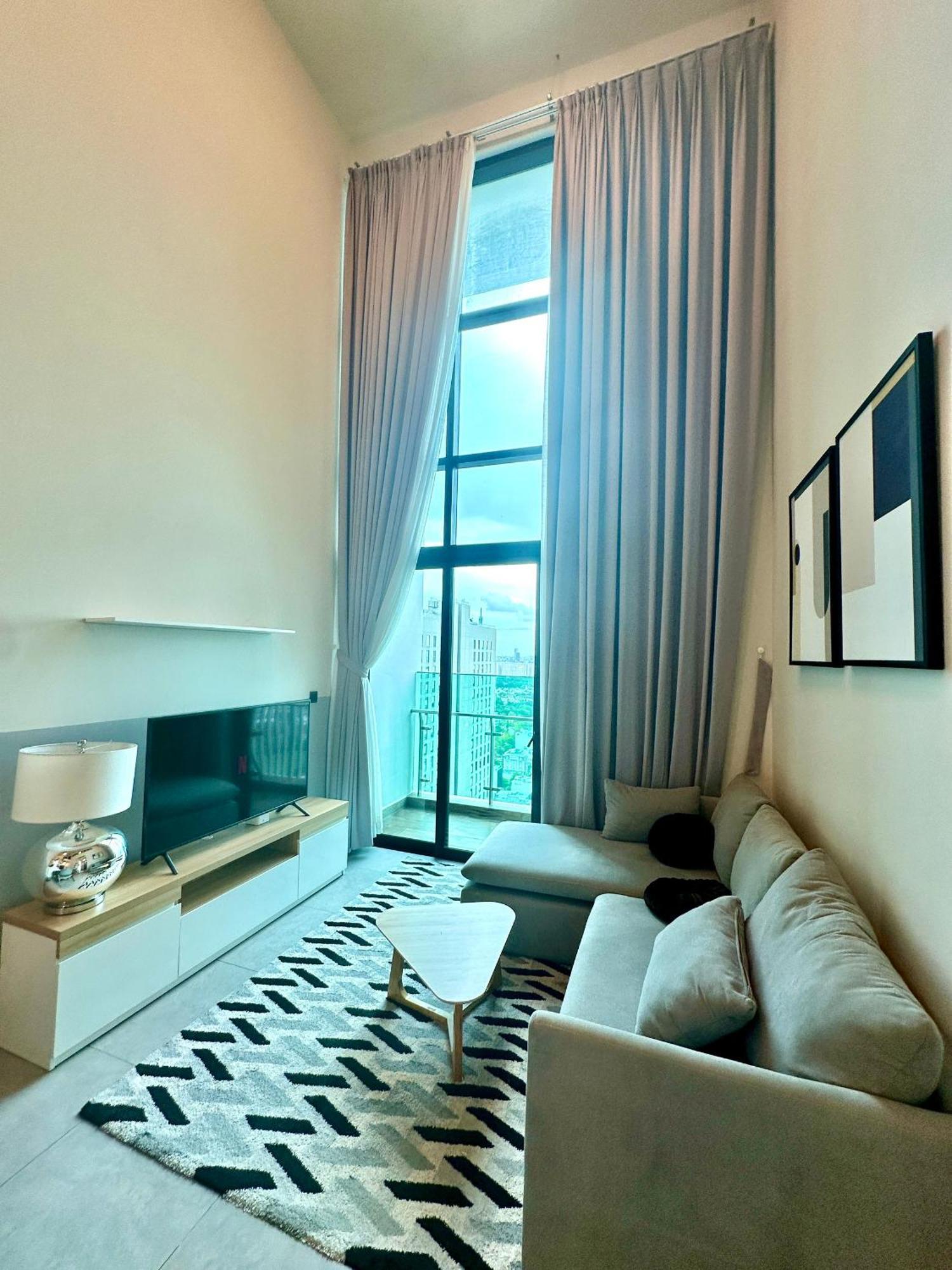 Feliz Luxurry Duplex Apartment Saigon Хошимин Екстериор снимка