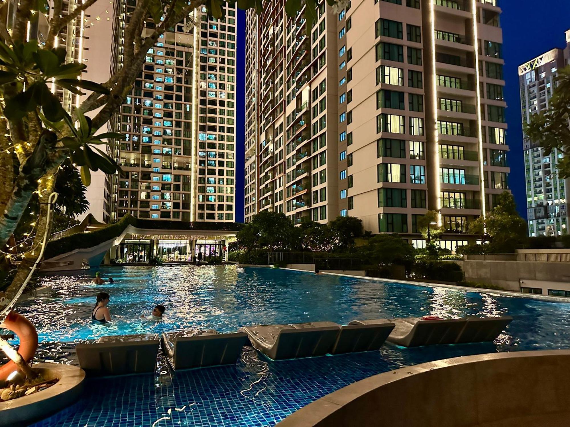 Feliz Luxurry Duplex Apartment Saigon Хошимин Екстериор снимка